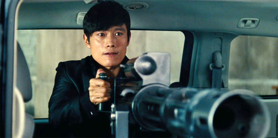 Byung-hun-Lee-in-Red-2-2013-Movie-Image