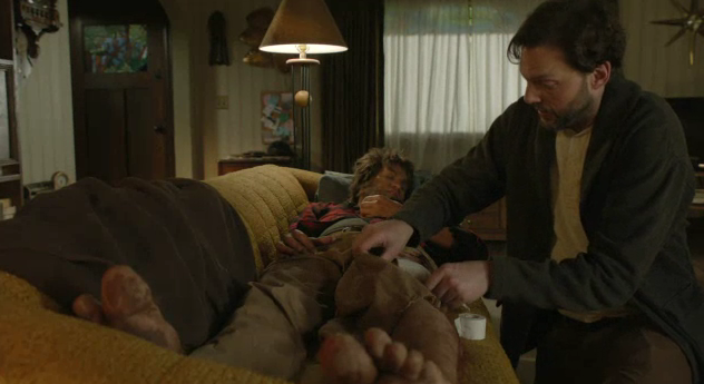 grimm-big-feet-monroe-cares-for-larry