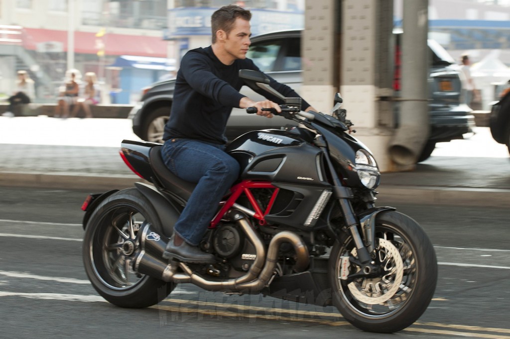 13100302_Jack_Ryan_Shadow_Recruit_01