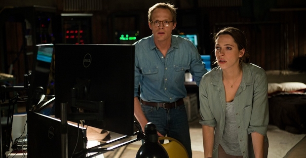 Paul-Bettany-and-Rebecca-Hall-in-Transcendence