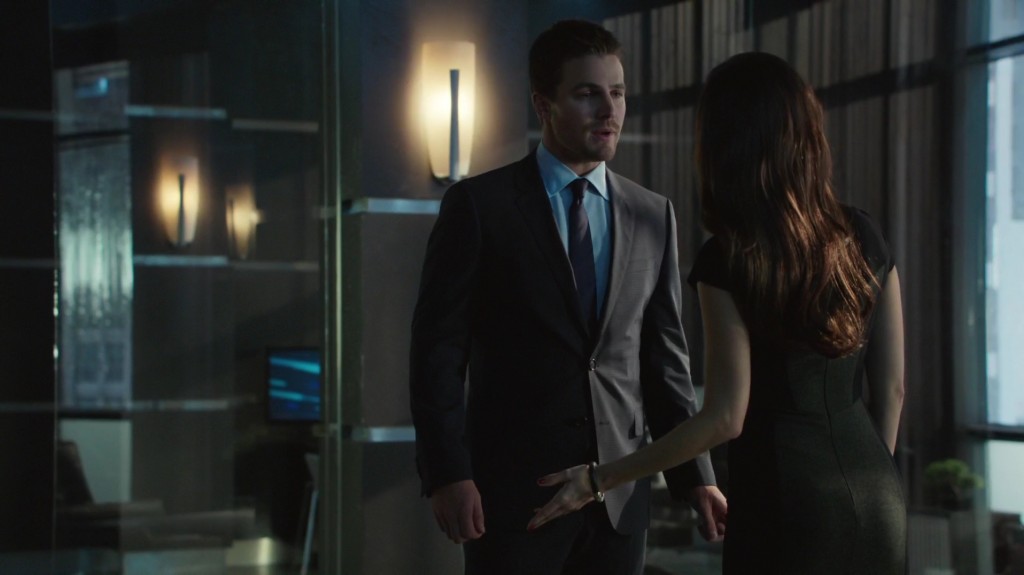 Arrow_2x08_Caps_25