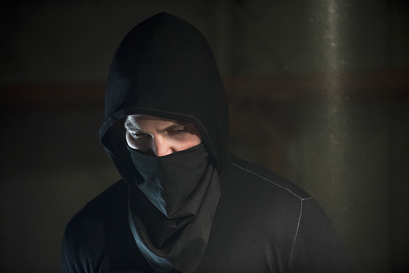 arrow-season-3-episode-2-hong-kong