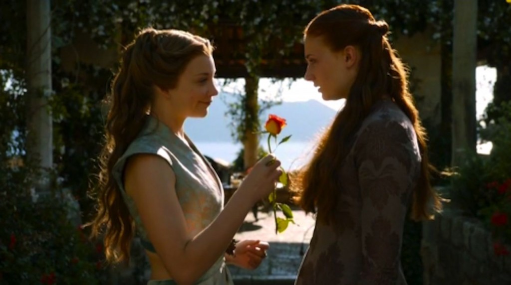 Margaery-Natalie-Dormer-and-Sansa-Sophie-Turner-in-The-Bear-and-the-Maiden-Fair-500x279