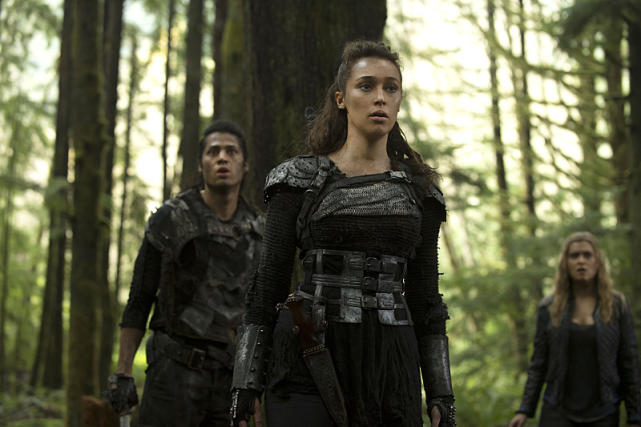 lexa-leads-the-way-the-100-s2e10